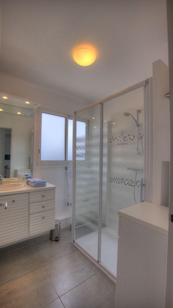 Studio 3 Etoiles Vue Mer 150M Plages Parking Clim Wifi Cannes Exterior photo